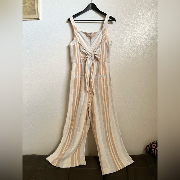 ANTHROPOLOGIE - Savannah Striped Jumpsuit Size 6 - Picture 8 of 12